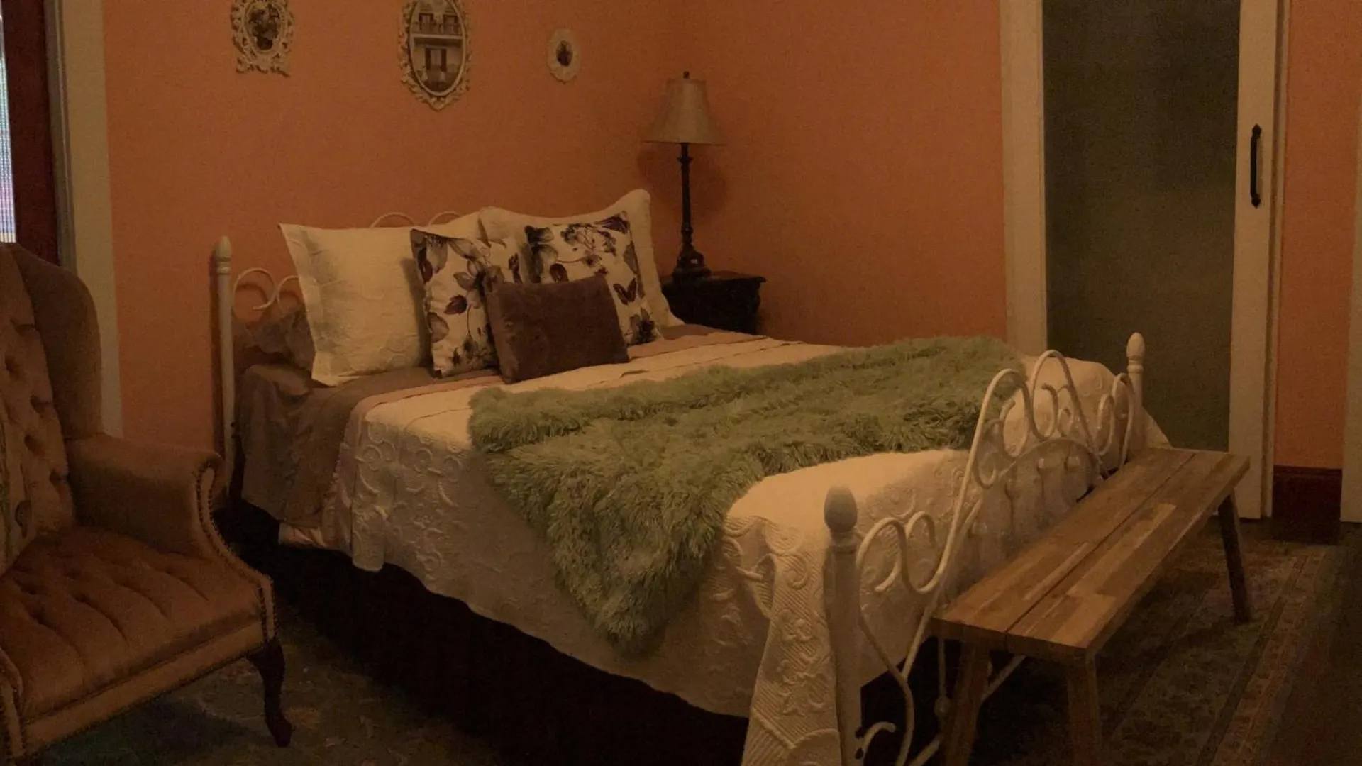 Irenehouse Victorian Inn Sacramento